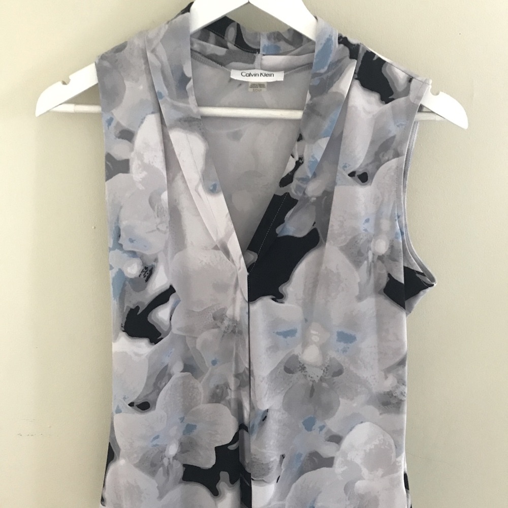 Women top XS
